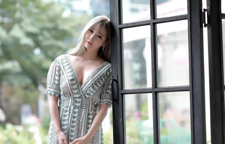 现代社会中的三男共妻